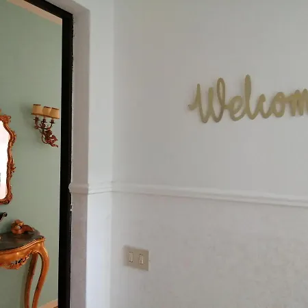 Ca' Sull' Acqua Holiday home Venice