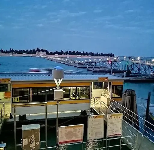 Ca' Sull' Acqua بيت للعطل البندقية