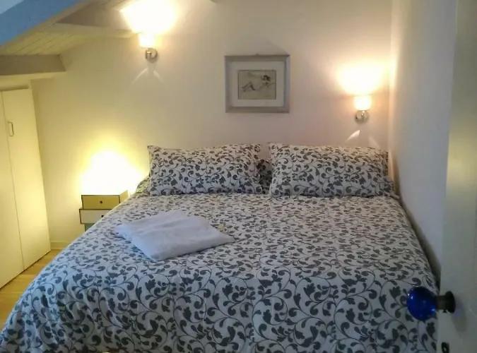 Ca' Sull' Acqua Holiday home Venice