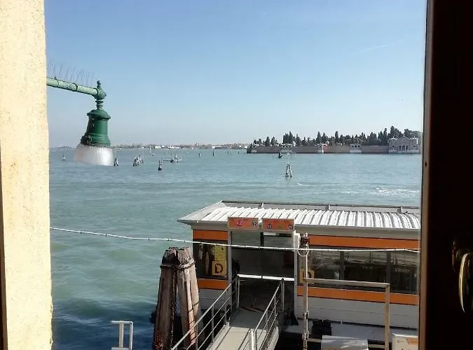 펜션 카 술 아콰 *